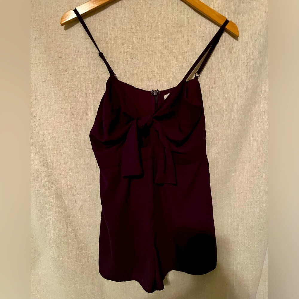 Honey Punch Spaghetti Strap Halter Romper Size M